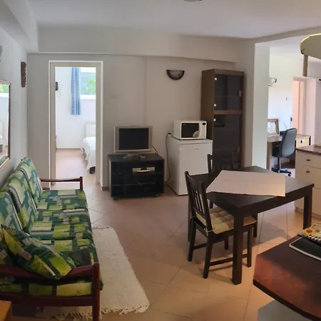 Little Bear Apartment Mogyoród Kültér fotó